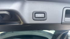 Land Rover Range Rover Evoque 1.5 P300e R-Dynamic SE 5dr Auto Hatchback